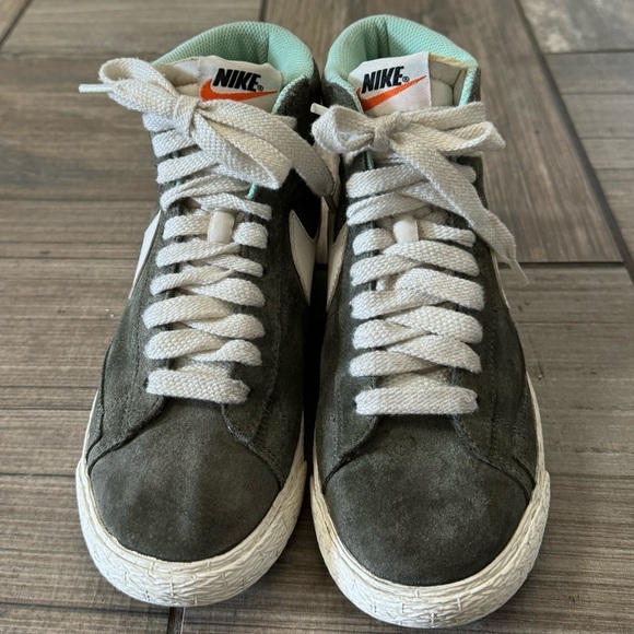 Nike Blazer Mid Suede 'Olive Green' Women’s size 5 - Picture 2 of 10